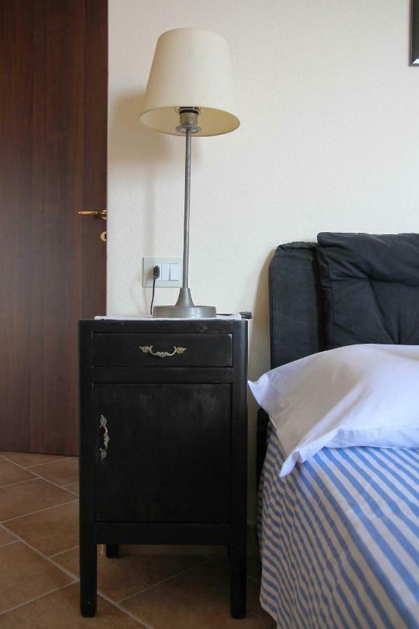 Los Flamingos Bed and Breakfast La Maddalena  Eksteriør billede
