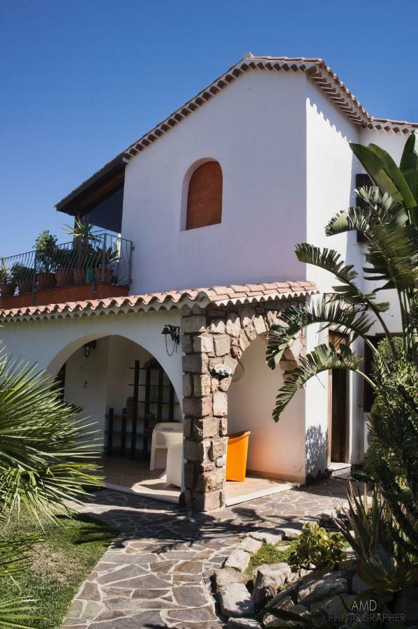 Los Flamingos Bed and Breakfast La Maddalena  Eksteriør billede